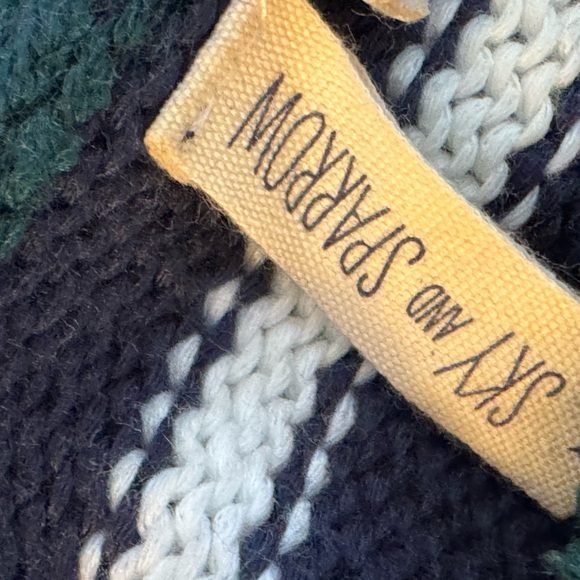 Sky and Sparrow Green and White Striped Crew Neck Sweater M - Picture 3 of 4